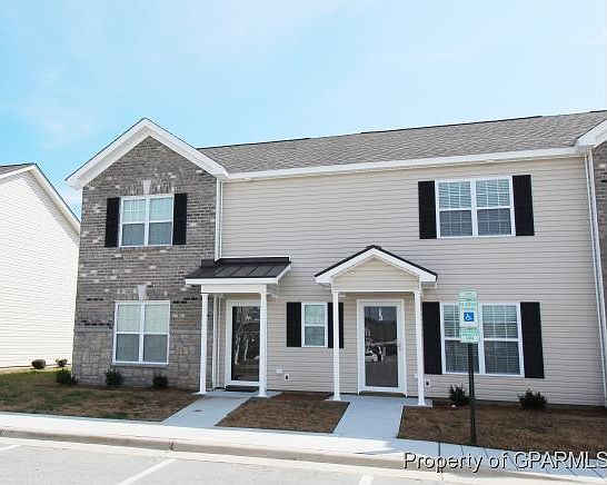 1st image of 124B Chandler Dr