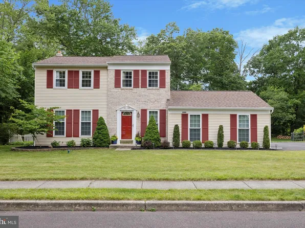 2089 Stewart Dr, Hatfield, PA 19440