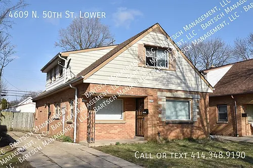 4609 N 50th St Photo 1