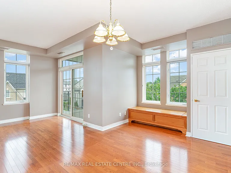 2301 Parkhaven Blvd #410 — Photo 4