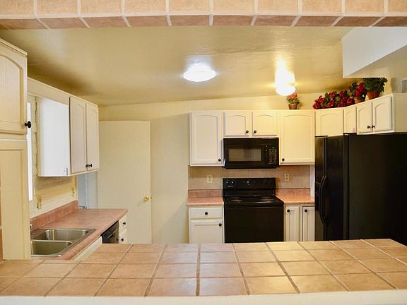 4th image of 7916 E Nicaragua Dr