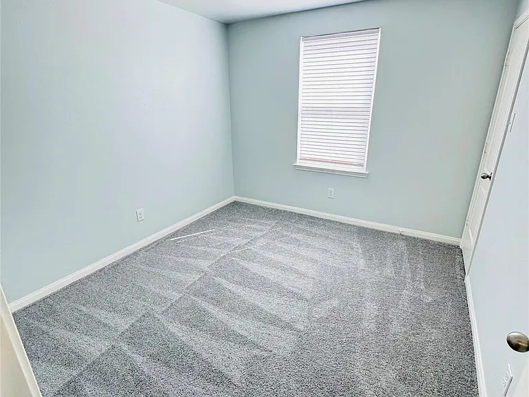 2050 Wilde Elm Dr — Photo 20