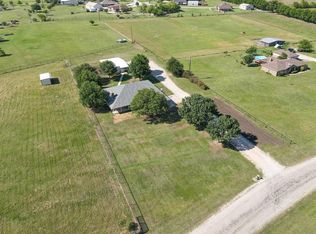 370 Conestoga Trl, Rhome, TX 76078