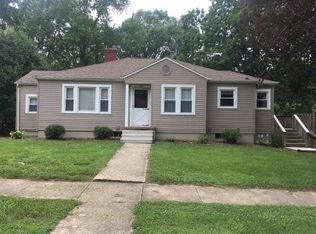 407 S Lafayette St, Newton, IL 62448