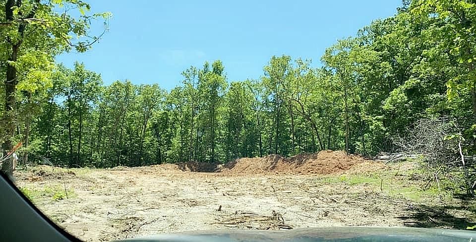 1st image of 10122 Black Oak Rd