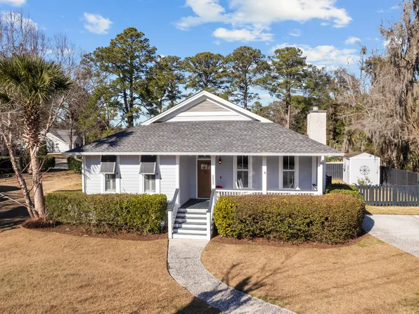 2605 Depot Rd, Beaufort, SC 29902