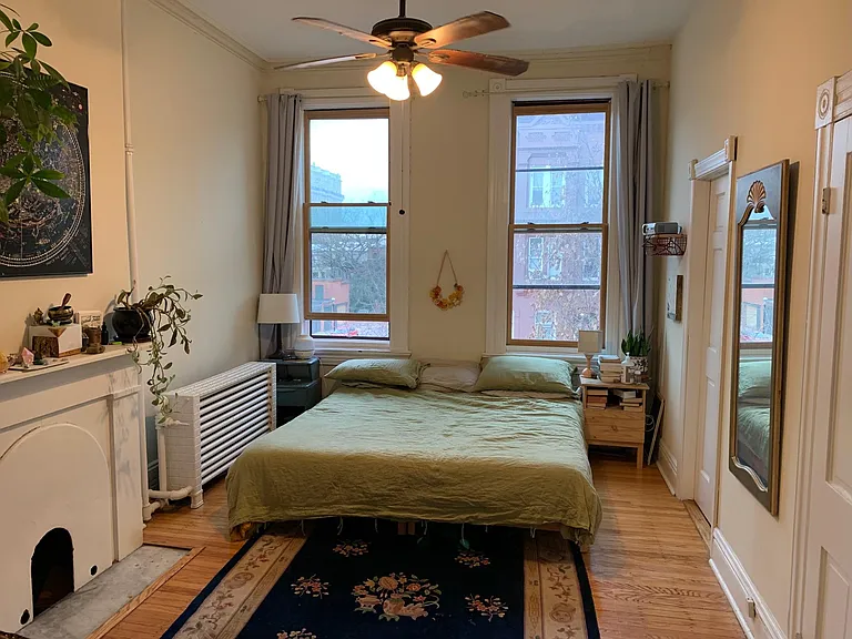 1801 Bolton St #ENTIRE 2ND FLOOR — Photo 8