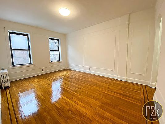2nd image of 45-25 42nd St #2B