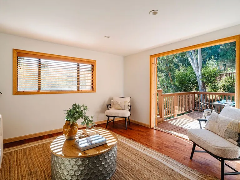 517 Canon View Trl — Photo 5