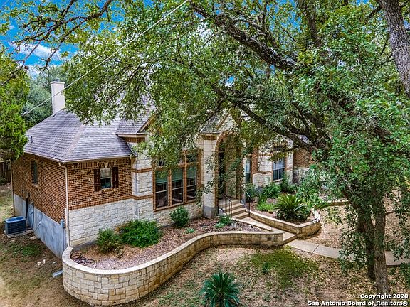 4th image of 19534 Creekview Oaks