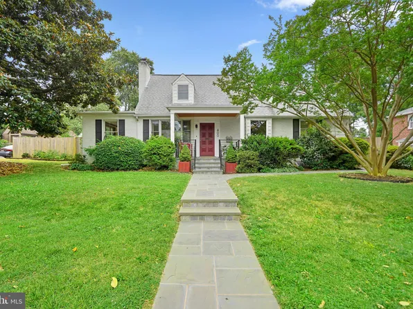 400 Lanark Way, Silver Spring, MD 20901