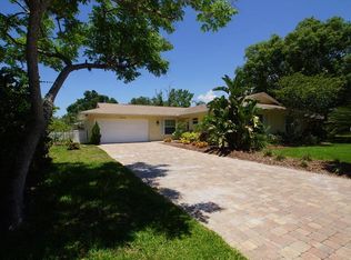 2236 Colonial Dr, Dunedin, FL 34698