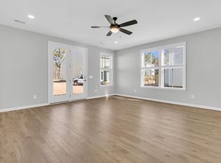 474 Green Fern Dr, Summerville, SC 29483