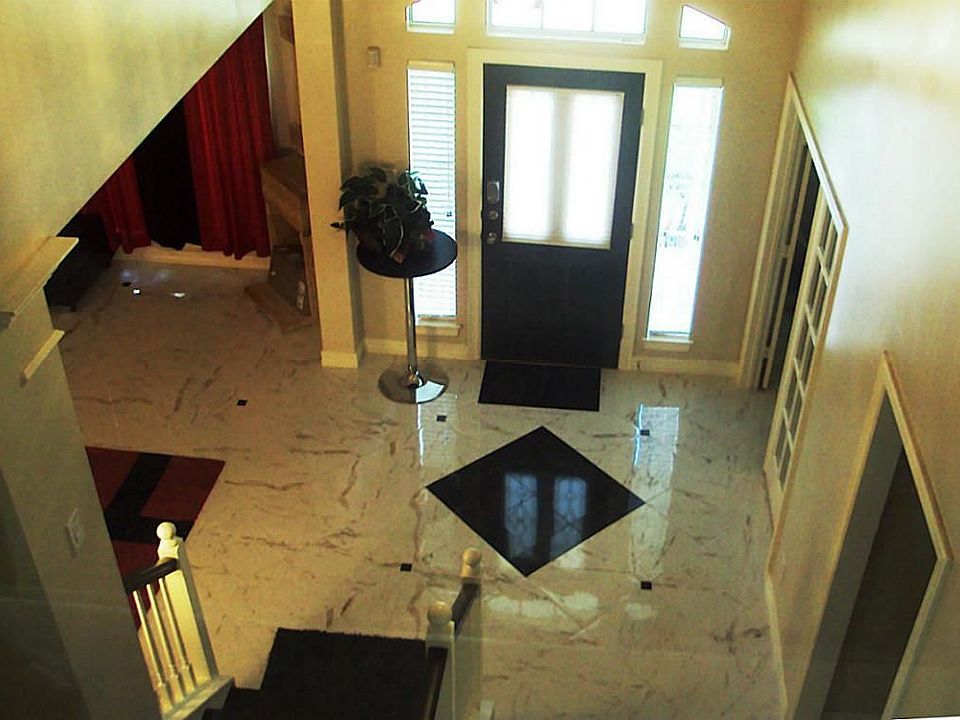 Fabulous Foyer w/Diamond Insert Accent