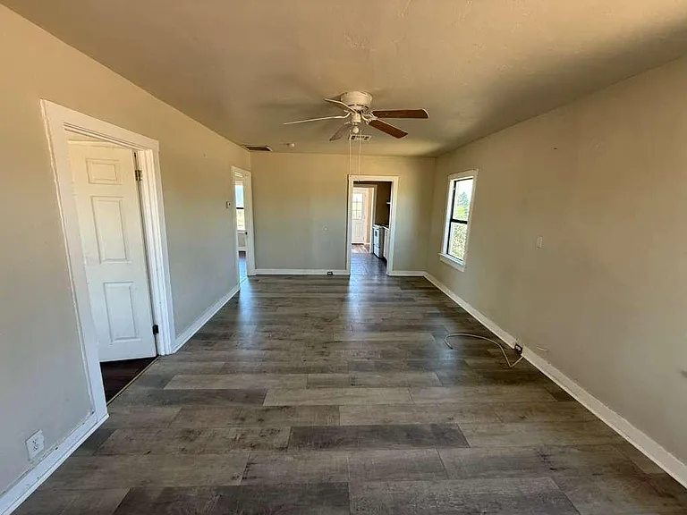 2082 N Cougar Pl — Photo 6