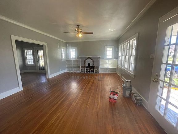4th image of 1221 Summit St