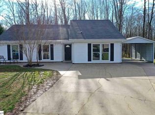 19 Berlander Ct, Simpsonville, SC 29680