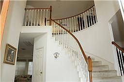 3rd image of 16302 Willowpark Dr
