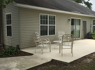 215 Manor Cir, Myrtle Beach, SC 29588