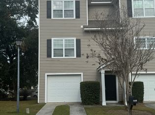 4113 Perrine St, Charleston, SC 29414