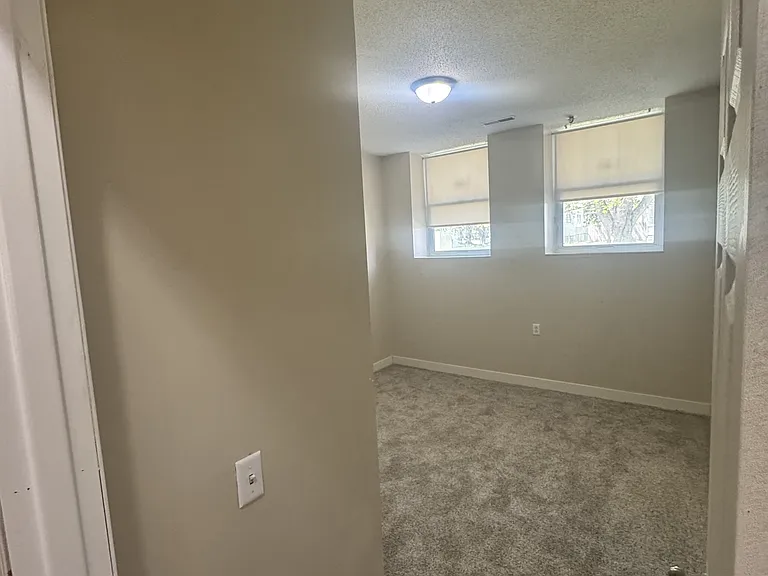 314 Randolph St E #105 — Photo 6
