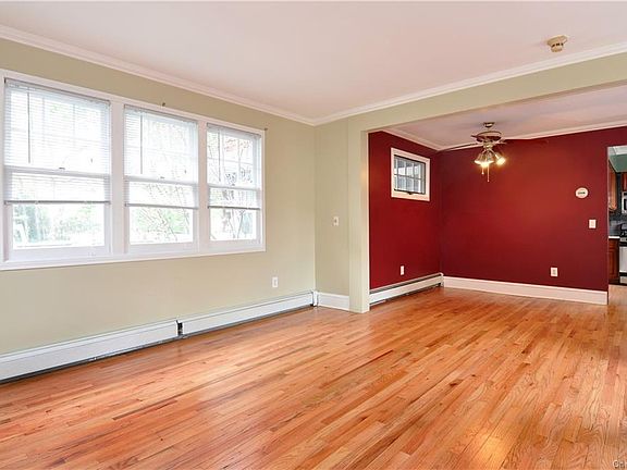 4th image of 22 Myrtle St