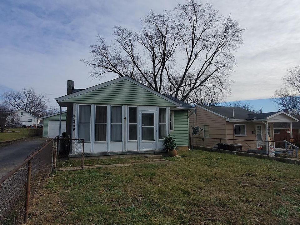1st image of 2444 Grant Ave
