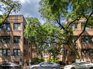 3720-28 N Pine Grove Ave, Chicago, IL 60613