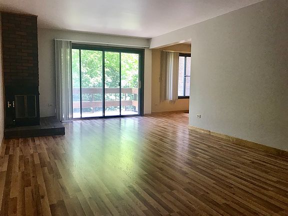 2nd image of 9553 Arrowhead Dr APT E1