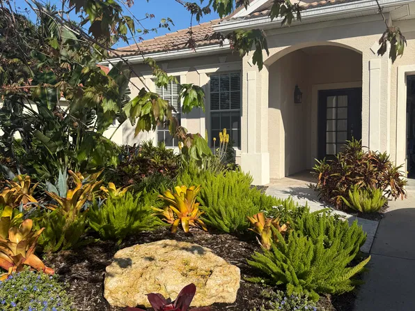 6405 Rookery Cir, Bradenton, FL 34203