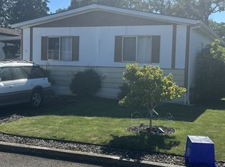 1267 Tucker Rd UNIT 18, Hood River, OR 97031