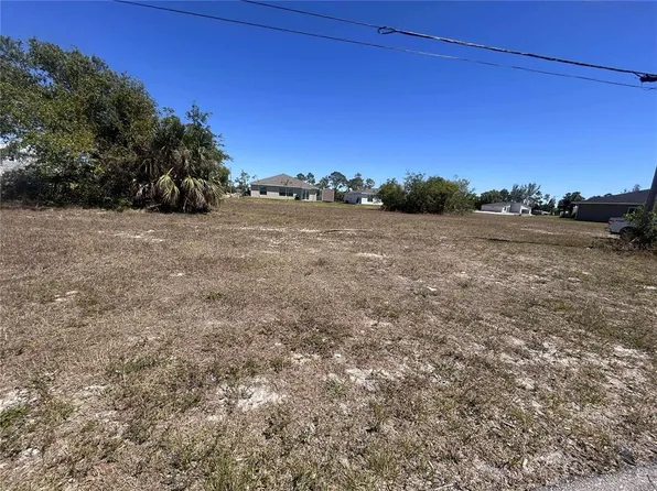 4009 NE 22nd Pl #11, Cape Coral, FL 33909
