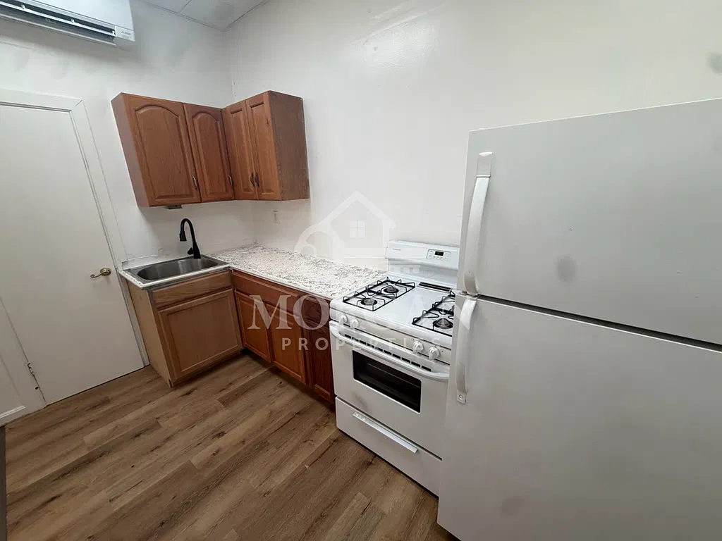 516 Locust St - Middletown (Residential) - G — Photo 3