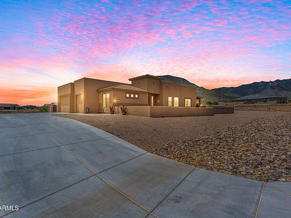 3rd image of 6720 E VAQUERO Circle