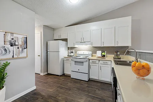 Woodbrook Apartment Homes Photo 1