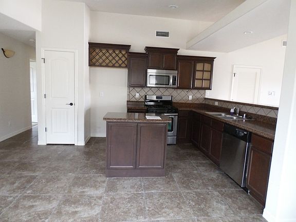 3rd image of 14224 Poets Rock Ln