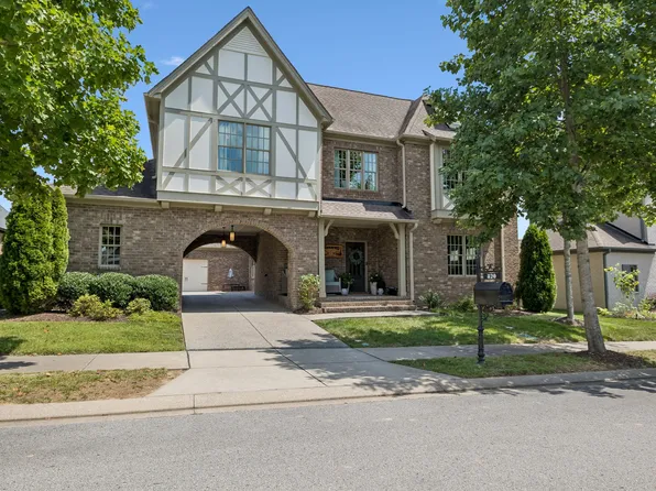 820 Fontwell Ln, Franklin, TN 37064