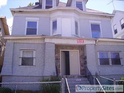 1st image of 14-16 Isabella Ave