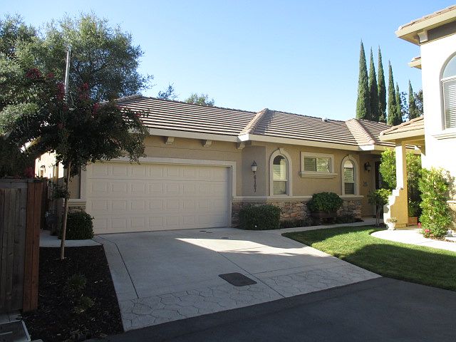 1st image of 6107 Via Presidio Ln