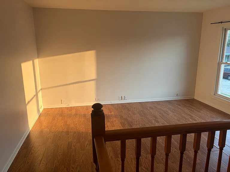 347 Hale Ave — Photo 2