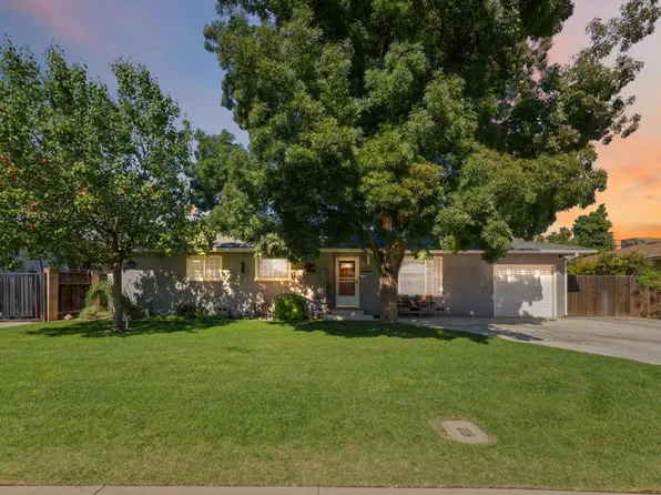 5739 E Hampton Way, Fresno, CA 93727