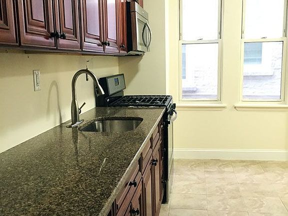 5th image of 2906 Heath Ave Fl 1