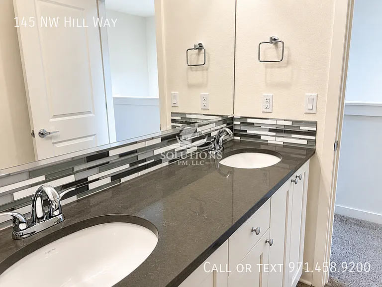 145 NW Hill Way — Photo 13