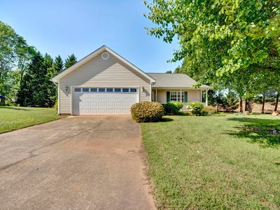 121 Meadow Hill Way, Taylors, SC, 29687