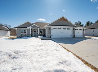 4073 Brussels Way, Green Bay, WI 54313