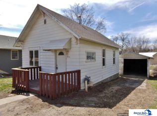1217 S 8th St, Beatrice, NE 68310