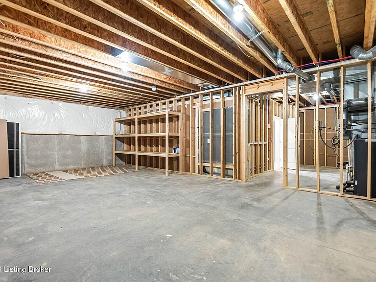 6204 Moonseed St — Photo 51