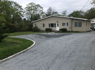 411 Montauk Hwy, Eastport, NY 11941