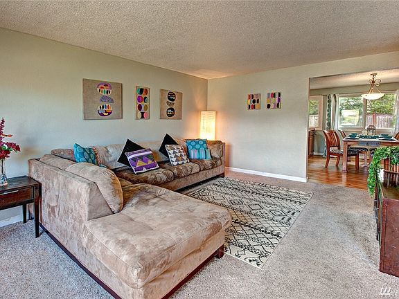 4th image of 1627 S 244th Pl