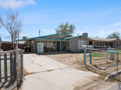 711 Woodward Ave, El Centro, CA, 92243
